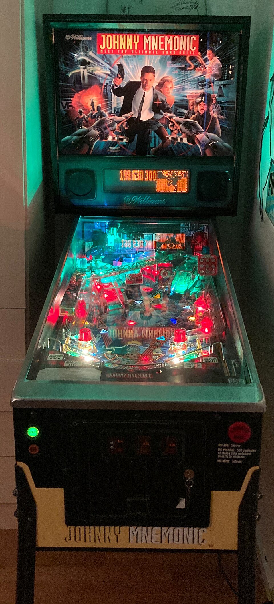 Johnny Mnemonic – flipper Williams